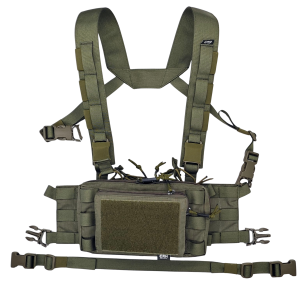 Chest Rig Recon - widok od przodu - jedna z klamer odpięta od "skrzydełka"