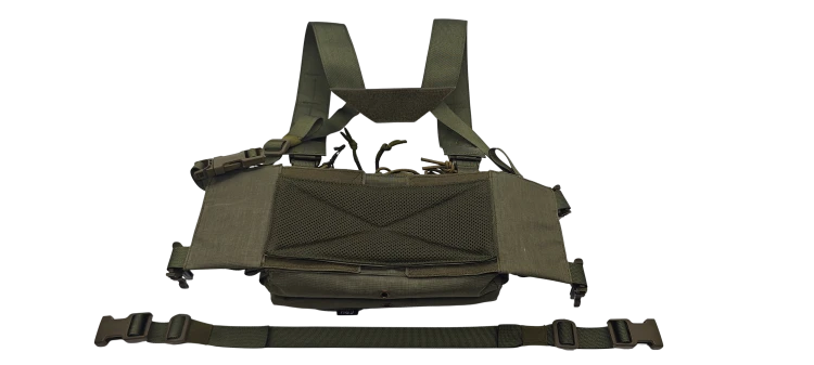 Chest Rig Recon - widok z tyłu z zaślepką ochronną.png